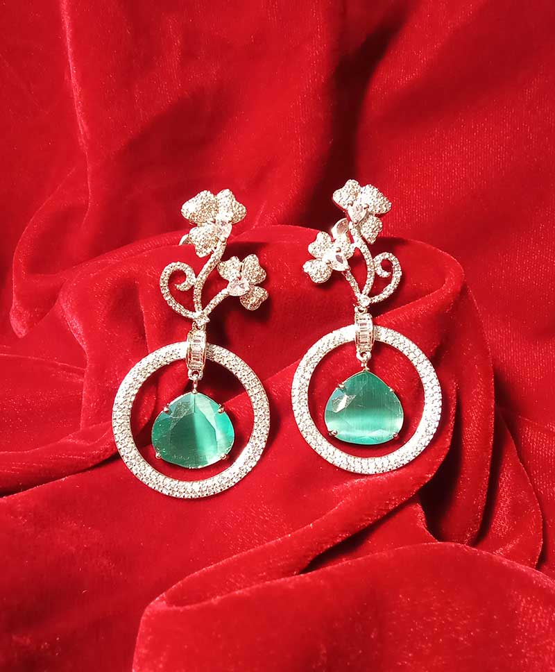 AD STONE LONG EARRINGS WITH TURQUOISE BLUE  MID STONE HIGHLIGHTER