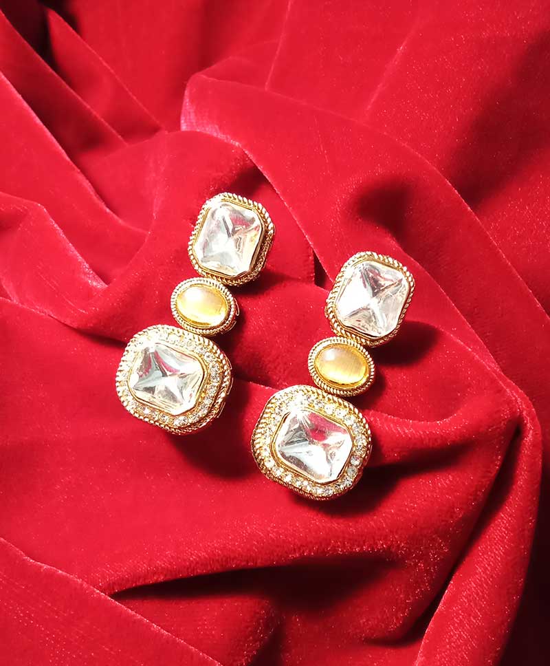 KUNDAN STONE EARINGS WITH YELLOW CATS EYE STONE
