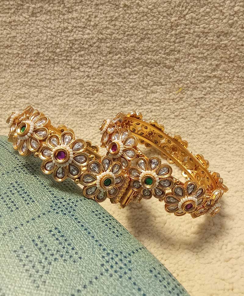 AD KUNDAN BANGLES -2.8 size  / SOLD