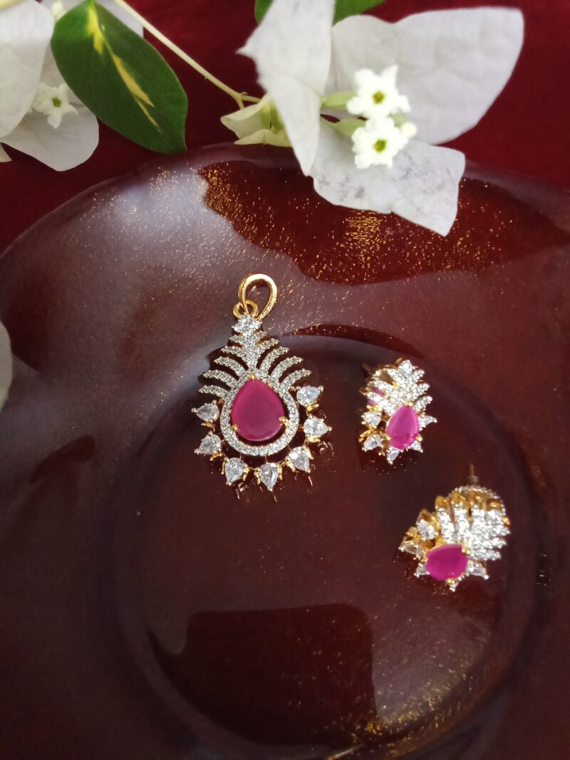 Rani Pink with  White Zercon Studded Locket Set
