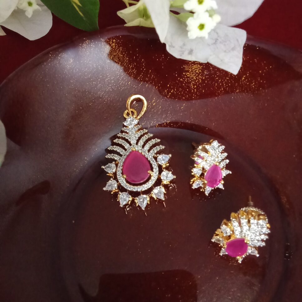 Rani Pink with  White Zercon Studded Locket Set