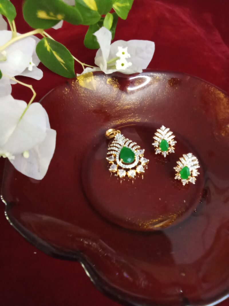 Bottle Green with White Zercon Studded Locket Set - Image 2