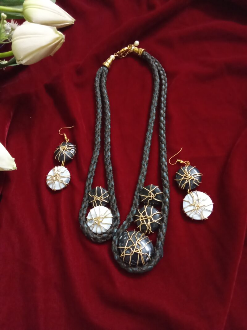 Indo Western Set-A Perfect Style Statement - Image 3