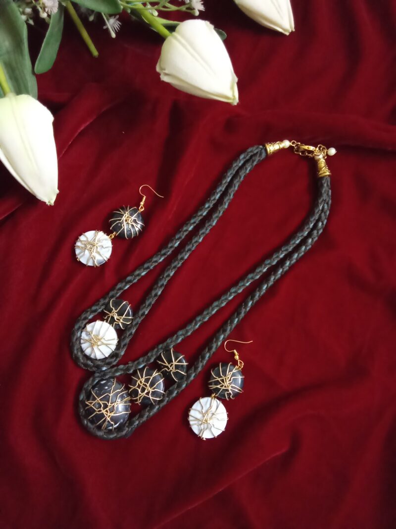 Indo Western Set-A Perfect Style Statement - Image 2